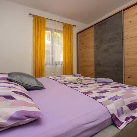 Apartments Lilin ซริกเวนิซา ภายนอก รูปภาพ