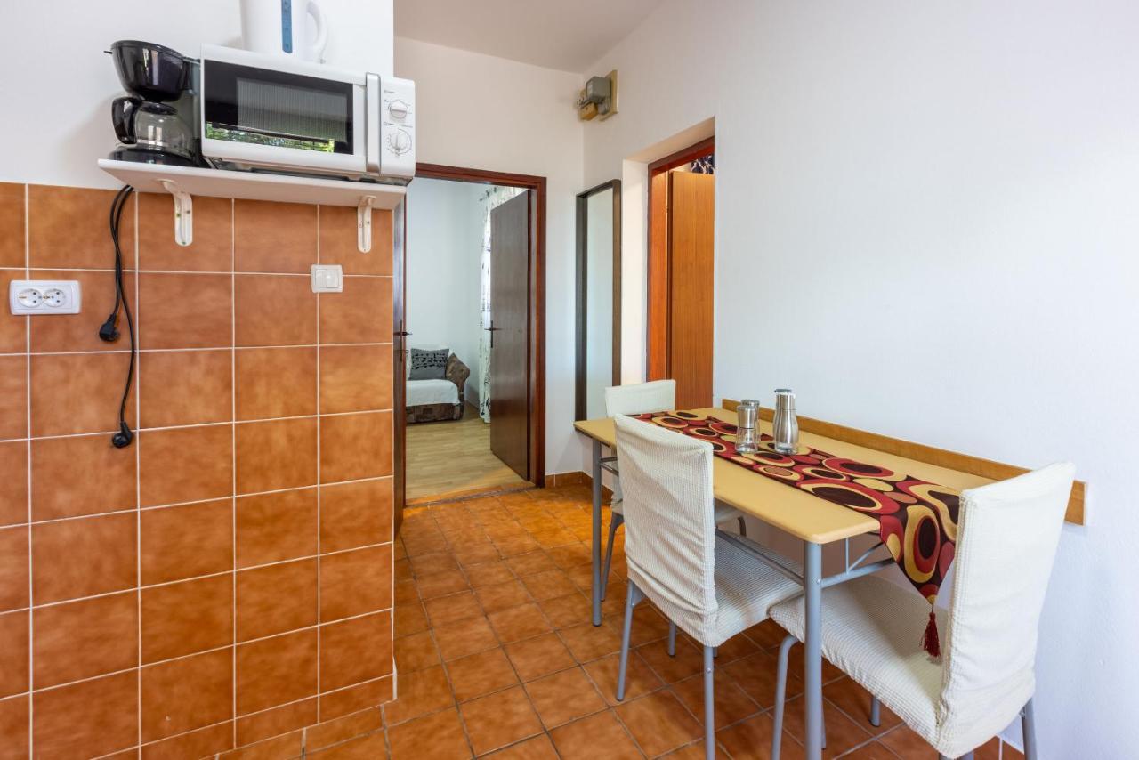 Apartments Lilin ซริกเวนิซา ภายนอก รูปภาพ