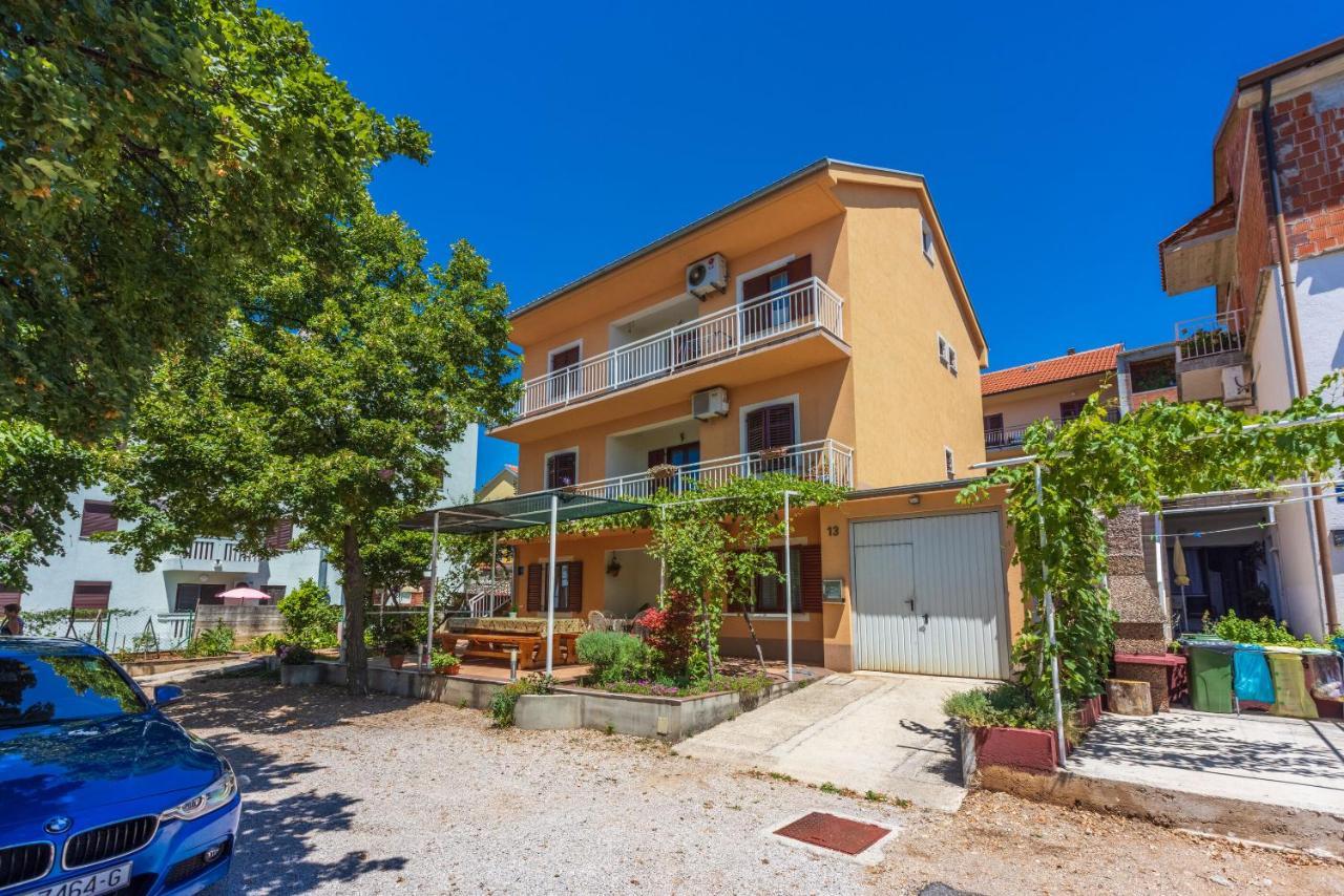 Apartments Lilin ซริกเวนิซา ภายนอก รูปภาพ