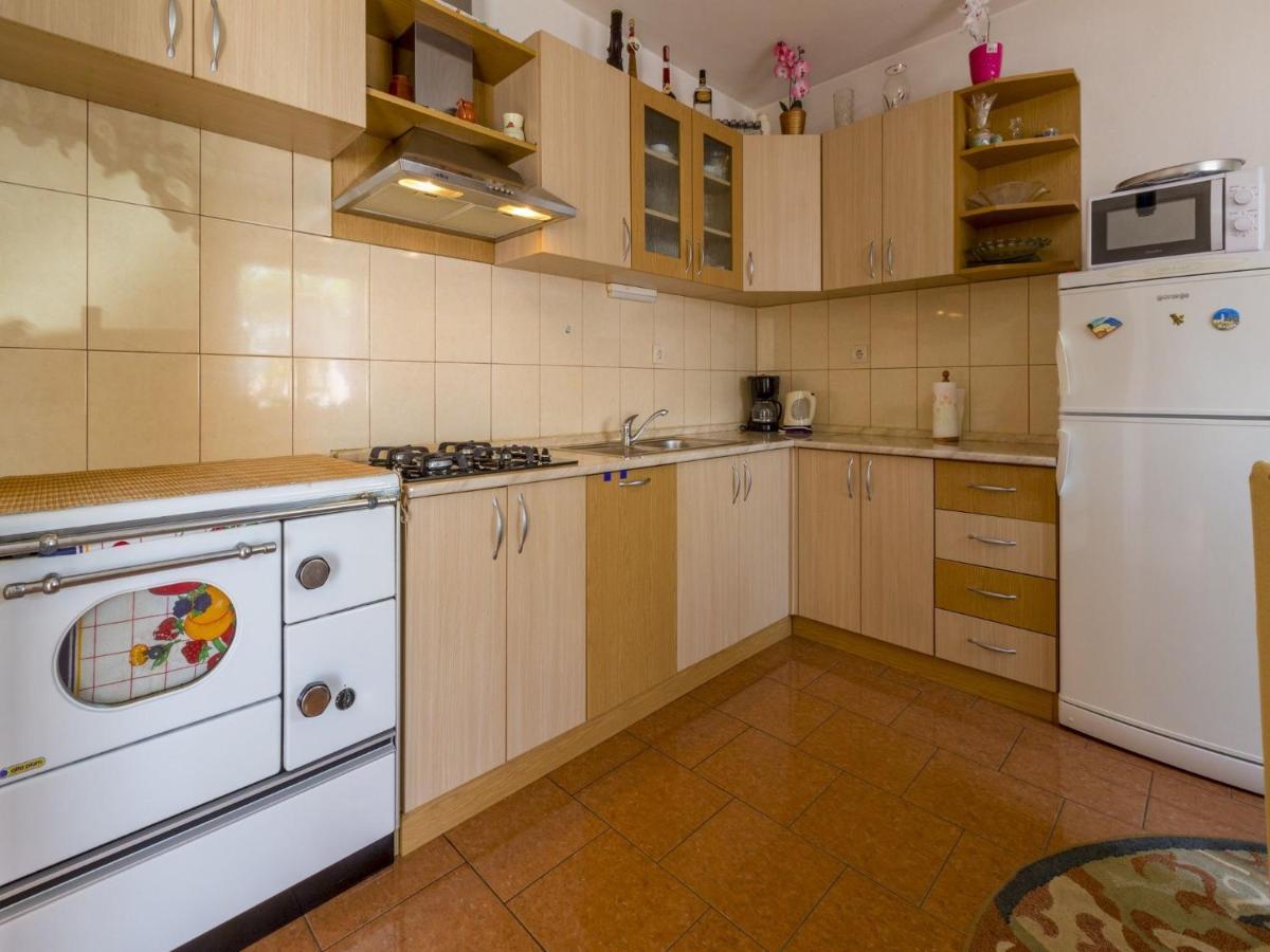 Apartments Lilin ซริกเวนิซา ภายนอก รูปภาพ